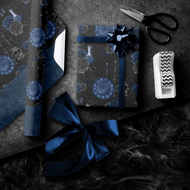 Zodiac Magic | Dark Navy Blue Gothull Rose Geschenkpapier (Von Creator hochgeladen)