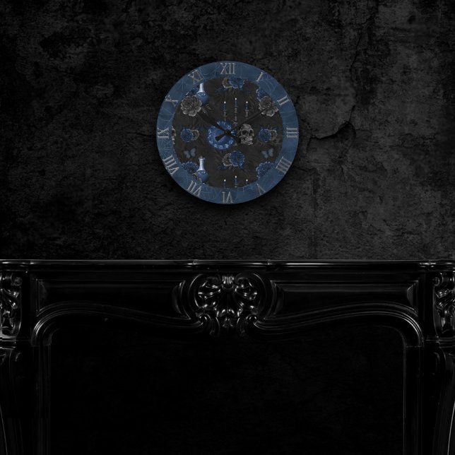 Zodiac Magic | Dark Navy Blue Gothull Rose Runde Wanduhr (Von Creator hochgeladen)