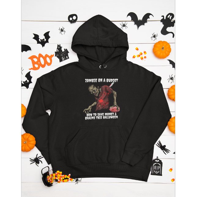 Zombie an einem HaushaltsHalloween Hoodie (Von Creator hochgeladen)
