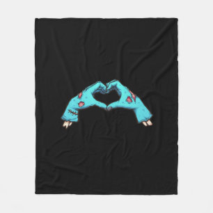 Zombie Hands Heart Halloween Spooky Fleecedecke