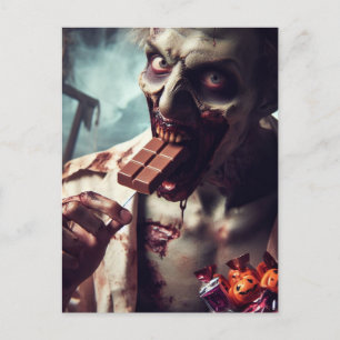 Zombie isst Halloween-Schokolade Postkarte