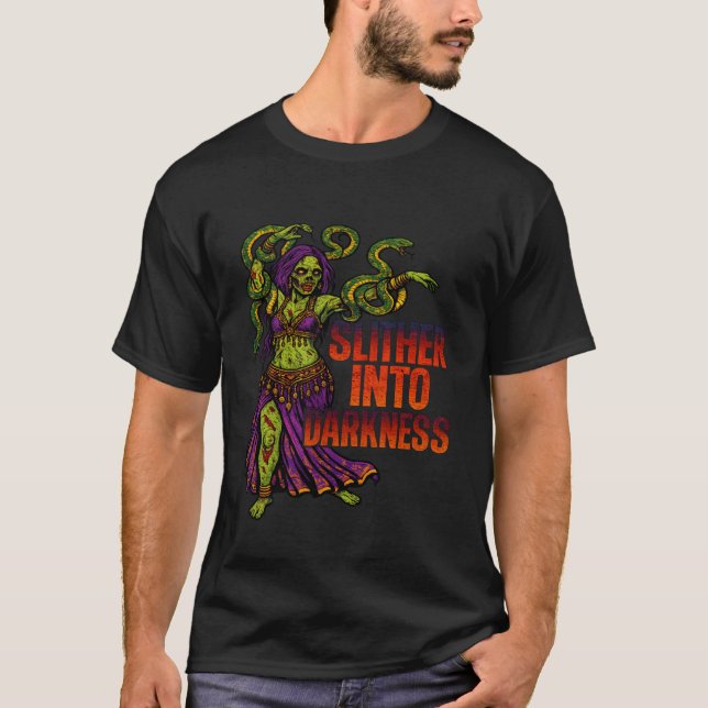 Zombie Medusa Slither Into Darkness Gothic Snake Q T-Shirt (Vorderseite)