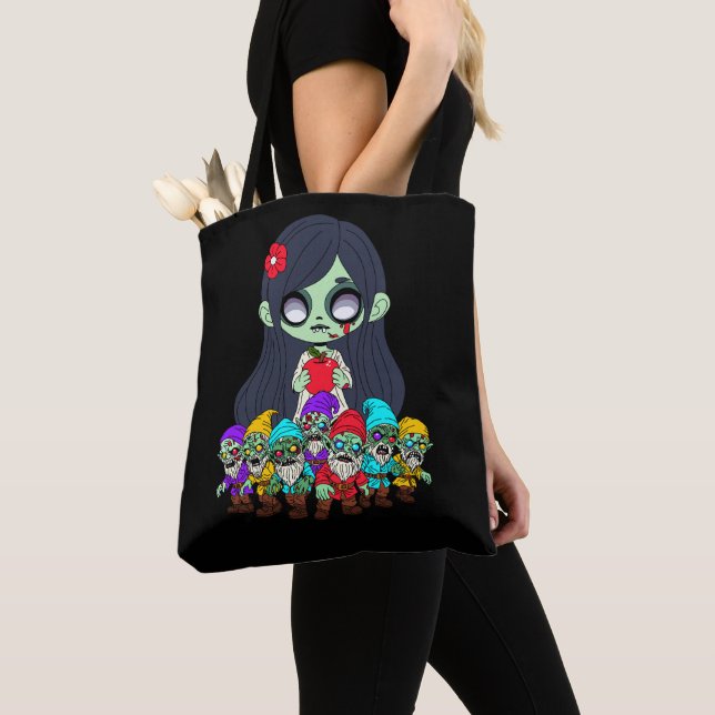 Zombie Snow White (Von Nahem)