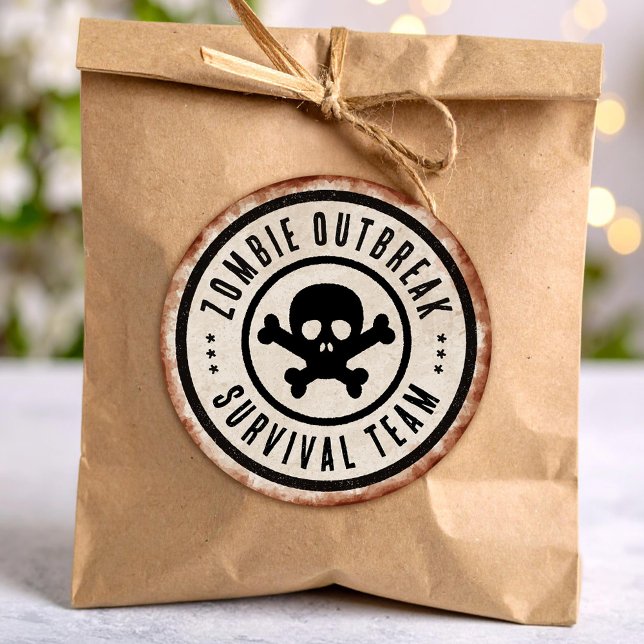 Zombie survival team with skull runder aufkleber (Von Creator hochgeladen)