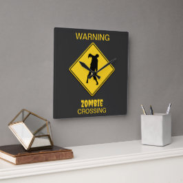 Zombie Warning Halloween Quadratische Wanduhr