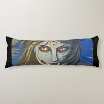 Zombiemädchenkissen