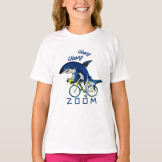 Zoom Shark Speeding auf einem Fahrrad T-Shirt