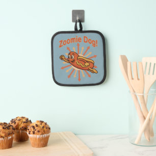 Zoomie Dog Flying Hot Dog Cartoon - Fun Retro Topflappen