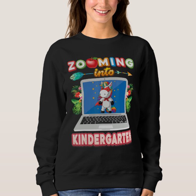 Zooming Into Kindergarten Grade Virtual Unicorn Ki Sweatshirt (Vorderseite)