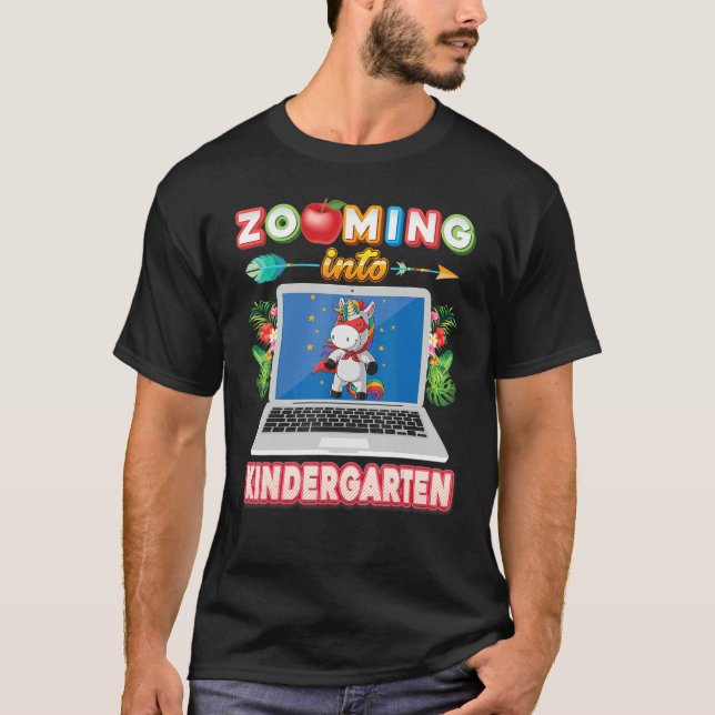 Zooming Into Kindergarten Grade Virtual Unicorn Ki T-Shirt (Vorderseite)