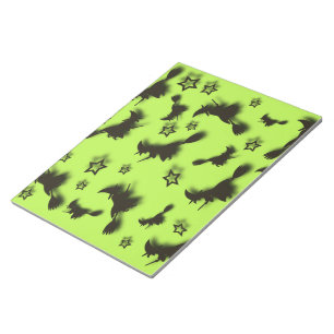 Zu Halloween Abend 3D unter Sternen fliegen Notizblock