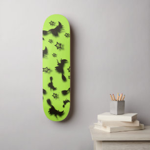 Zu Halloween Abend 3D unter Sternen fliegen Skateboard