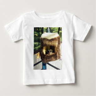 Zuckergrüber in Furry Tree Truck Hängebett Baby T-shirt