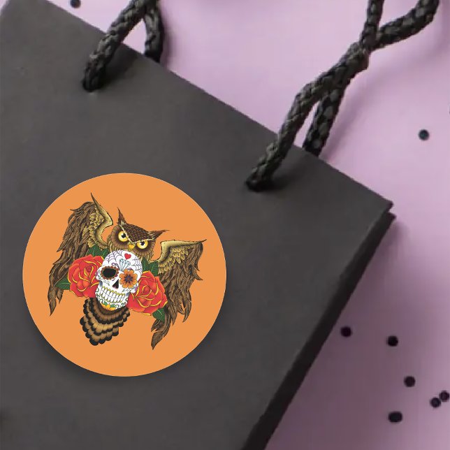 Zuckerkull-Rose Owl Runder Aufkleber (Von Creator hochgeladen)