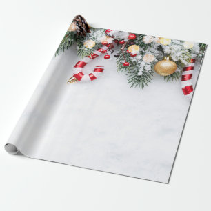 Zuckerstange, Tannenzweige, Kugeln Geschenkpapier