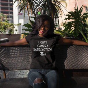 Zufriedenheit der Lichtkamera - Klassischer Film T-Shirt