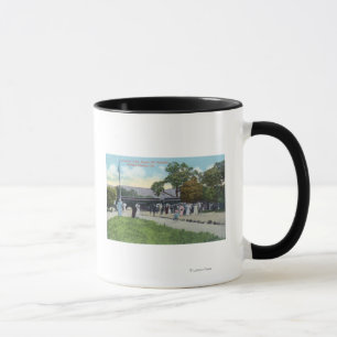 Zug Ankunft bei Boyes Hot Springs Tasse