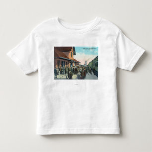 Zug-Passagiere De-Boarding Kleinkind T-shirt
