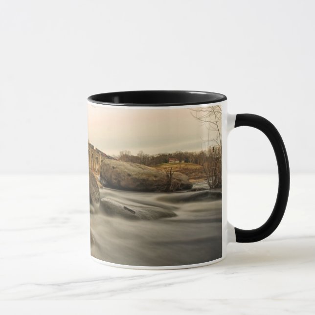 Zug über James River Tasse (Rechts)