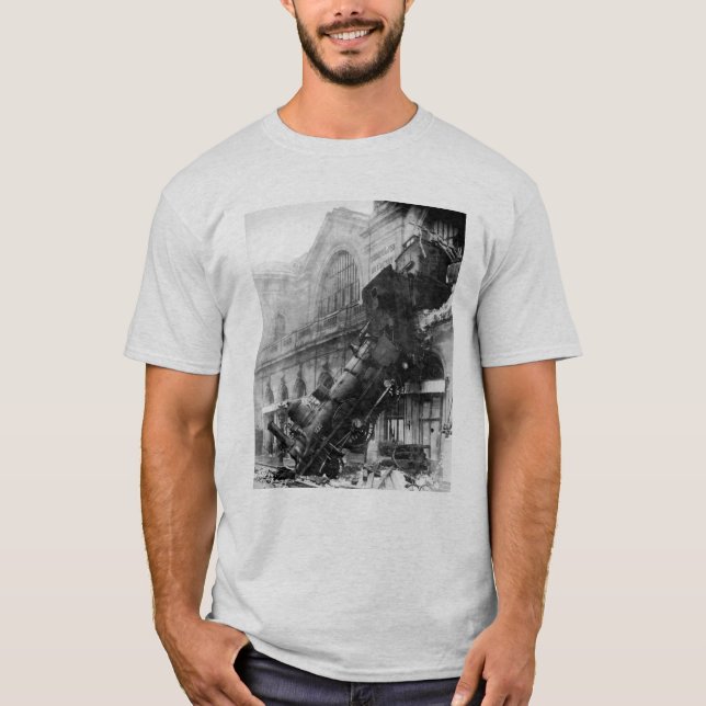 Zug-Wrack bei Montparnasse (1895) T-Shirt (Vorderseite)