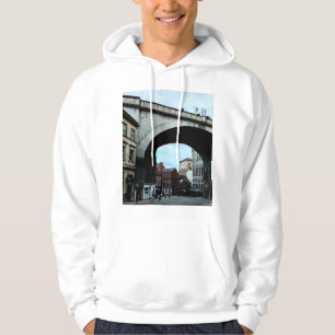 Zugbrücke , Newcastle upon tyne Hoodie