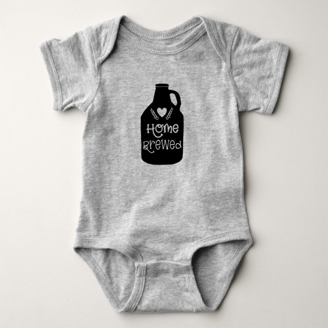 Zuhause Brew Baby Bodysuit Strampler (Vorderseite)