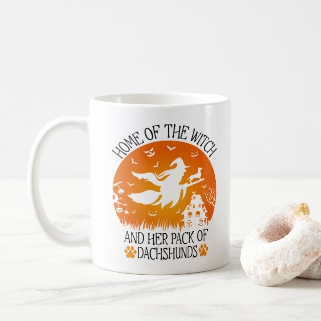 Zuhause der Hexe und ihr Bündel von Dackeln Cool Kaffeetasse (Mit Donut)