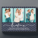 Zuhause Family Redewendungen Moderne Typografie Dr Fotoplatte<br><div class="desc">Dieses moderne Design enthält drei Ihrer Lieblingssendungen mit dem Text "Zuhause - die Geschichte dessen,  wer wir sind und eine Sammlung aller Dinge,  die wir Liebe" in der modernen Typografie #Foto #photogifts #gift #gift-tiftforher #girly #family #Zuhause #Geburtdaygifts #holidaygifts #christmasgeschenke #personalizedgifts</div>