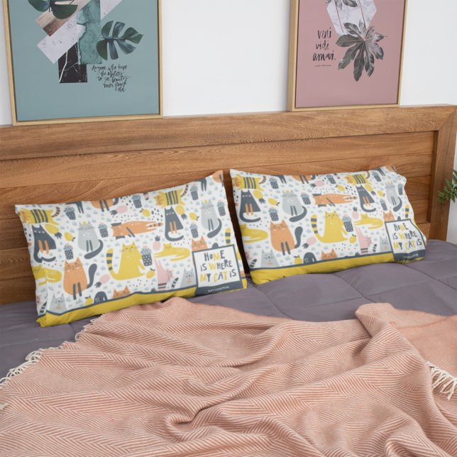 Zuhause ist der Mit Monogramm Name meiner Katze Kissenbezug (Von Creator hochgeladen)