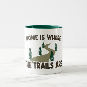 Zuhause ist der Ort, an dem die Wege wandern Zweifarbige Tasse