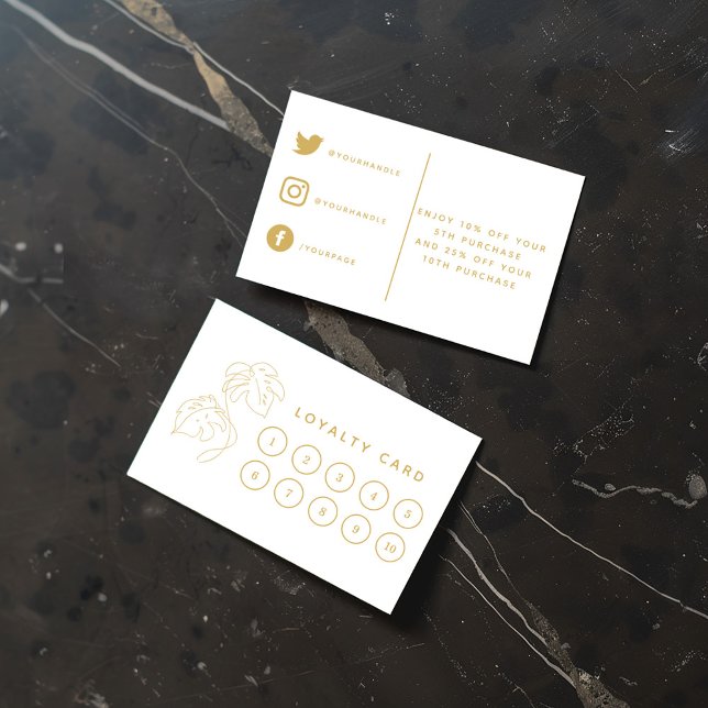 Zuhause Pflanze Shop, moderne Goldtreuekarte. Treuekarte (Modern white and gold loyalty card with monstera leaf icons and social media details)