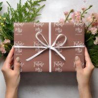Zukunft Frau Terracotta Bride Brown White