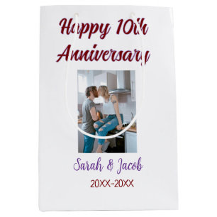 Zum 10. Jubiläum Foto Hochzeitspaar Name d Mittlere Geschenktüte