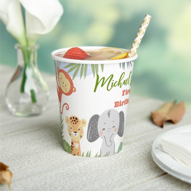 Zum ersten Geburtstag Papiertasse mit niedlichen T Pappbecher (In Situ)