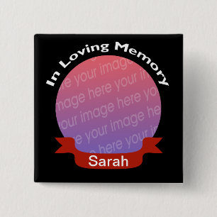 Zum Gedenken an schwarzen Foto-Knopf mit Namen Button