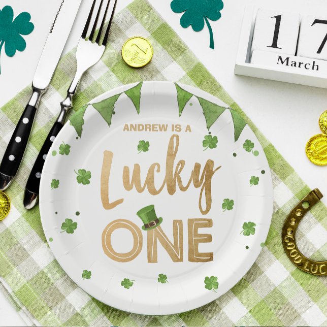 Zum Glück ein St Patrick's Day Paper Plate Clover  Pappteller (Von Creator hochgeladen)