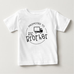 Zum großen Bruder befördert  Baby T-shirt