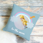 Zum Mond | Baby-Foto | Regenbogen Kissen<br><div class="desc">Zum Mond | Baby-Foto | Rainbow Kissen sorgen für durchdachte und praktische Geschenke und bieten dem Empfänger Komfort und Entspannung. Hier ist eine Beschreibung der Kissen als Geschenk: Geben Sie das Geschenk von ultimativem Komfort und Entspannung mit diesen luxuriösen Kissen. Diese Kissen sind mit edlen Materialien gefertigt und sollen ein...</div>