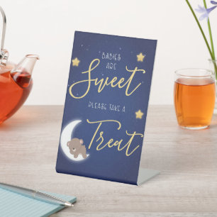 Zum Mond und zur hinteren Nachtisch Pedestal Schil Sockelschild