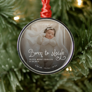 Zum Schlittenfahren geboren Baby-Foto-Geburtsstati Ornament Aus Metall