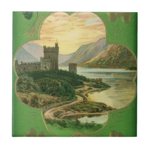Zum St. Patrick's Day Vintage-Grüße Shamrock-Schlo Fliese