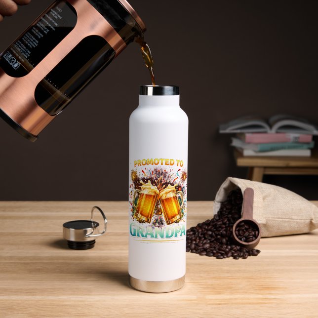 Zum zukünftigen Opa befördert Trinkflasche (Kaffee (gedreht))