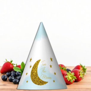 Zum zweiten Geburtstag des Mondes Partyhütchen