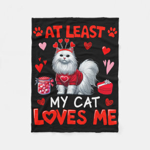Zumindest liebt mich meine Katze zum Valentinstag Fleecedecke