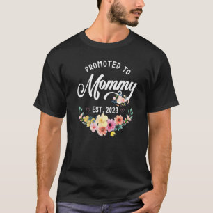 Zur Mama befördert 2023 Neue Mama 2023 T-Shirt