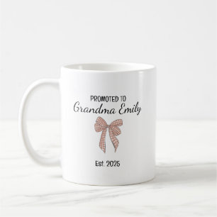 Zur Oma befördert – Personalisierte Familienrolle Kaffeetasse