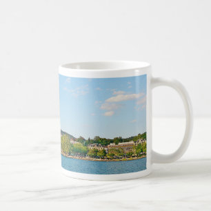 Zürichsee, Aussicht auf die Brücke Bellewue Tasse