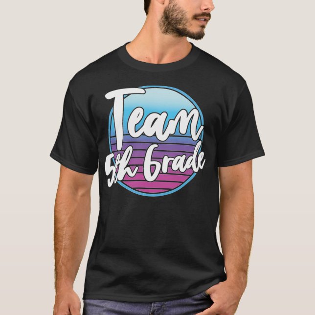 Zurück an der Schule sind Schulabgänger oder Lehre T-Shirt (Vorderseite)