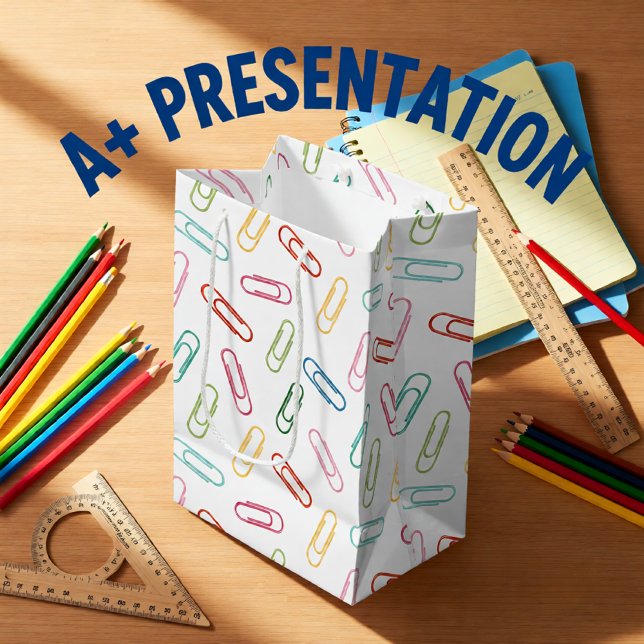 Zurück zu farbigen Büroklammern der Schule Mittlere Geschenktüte (Colorful Paper Clip Pattern Fun Teacher & School Medium Gift Bag)
