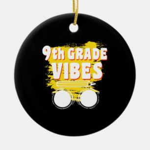 Zurück zur 9. Klasse Vibes Shirt Erster Tag Kind Keramik Ornament